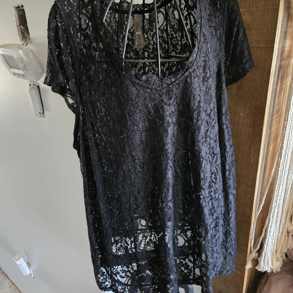 Penningtons Black Short Sleeve Asymmetrical Tunic